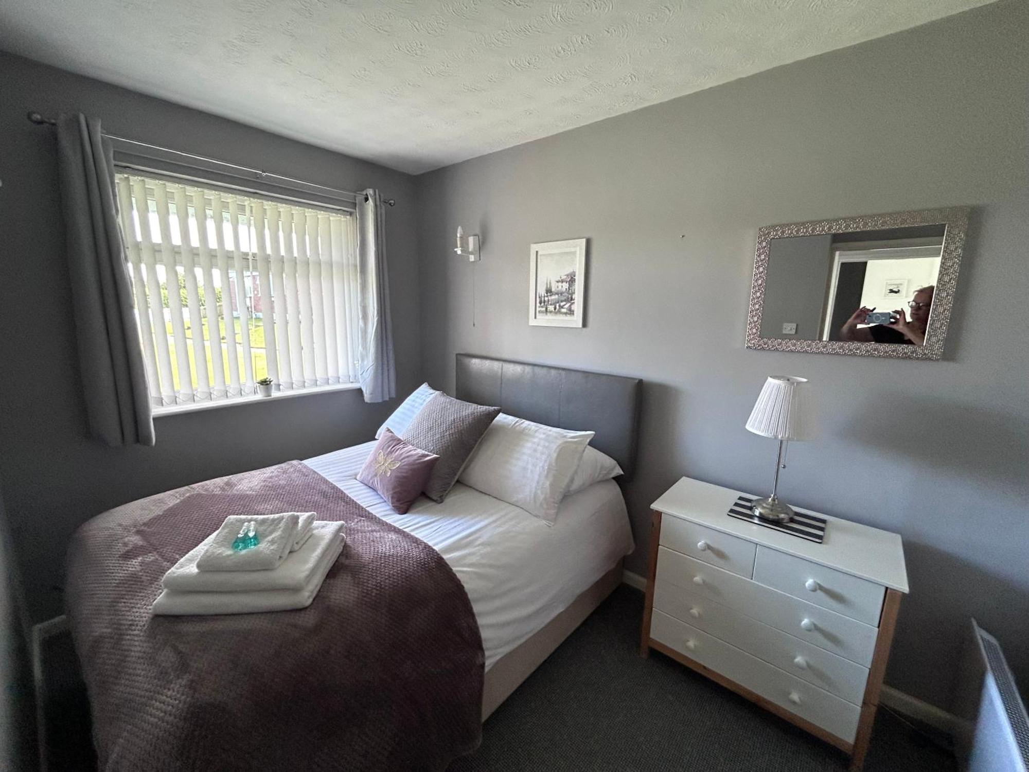 Dog Friendly Beachside Cottage No11 Kessingland With Private Parking Exterior photo